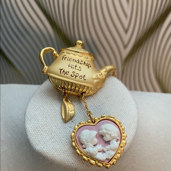 Precious Moments Jewelry - Vintage Signed Precious Moments Gold Friendship Brooch